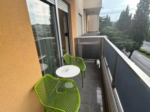 Rent, one bedroom apartment, 55m², Centar, Podgorica - image 14