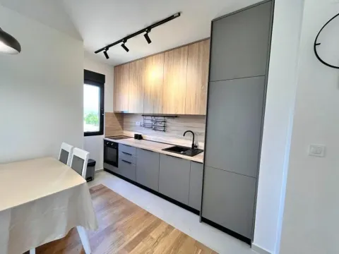Izdavanje, dvosoban stan, 53m², City Kvart, Podgorica - image 5