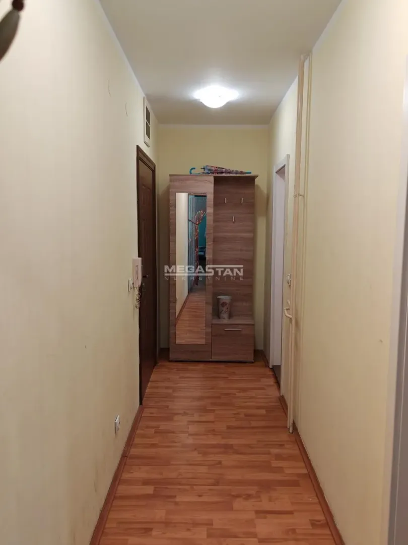 Izdavanje, jednosoban stan, 45m², Borča 1, Borča Sve Podlokacije