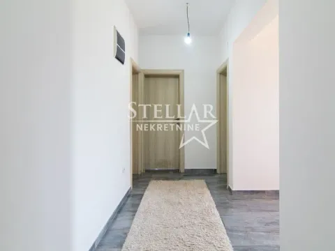 Izdavanje, kuća, 140m², Donji Kokoti, Podgorica - image 17