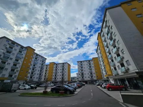 Izdavanje, jednosoban stan, 40m², Pobrežje, Podgorica - image 2