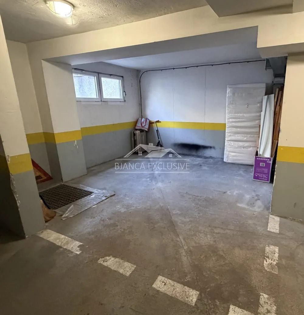 Prodaja, trosoban stan, 93m², Autokomanda, Voždovac Sve Podlokacije