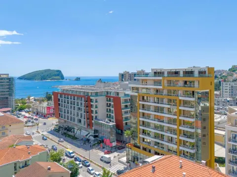 Sale, two bedroom apartment, 210m², Budva, Crna Gora - image 18
