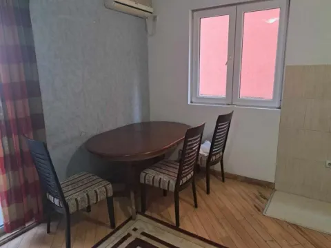 Izdavanje, dvosoban stan, 70m², Budva, Crna Gora - image 4