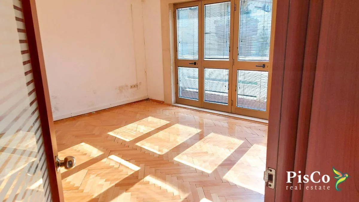 Rent, house, 250m², Preko Morače, Podgorica