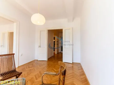 Rent, four bedroom apartment, 110m², Savski Venac, Beograd - image 5