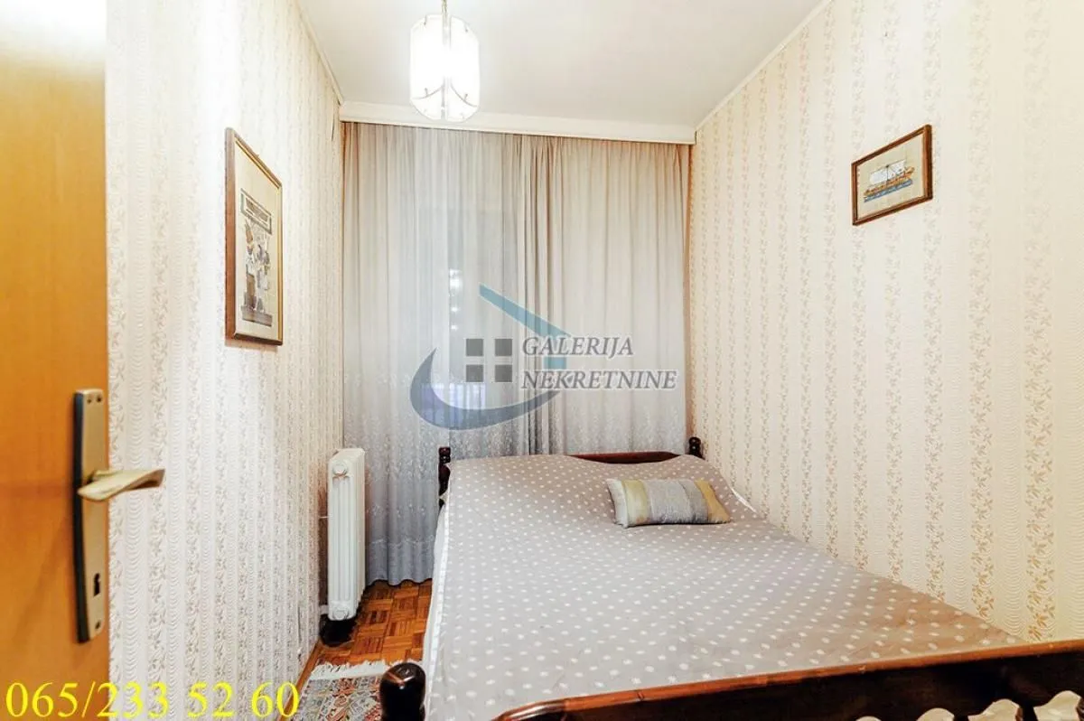 Prodaja, trosoban stan, 73m², Vračar Sve Podlokacije, Beograd