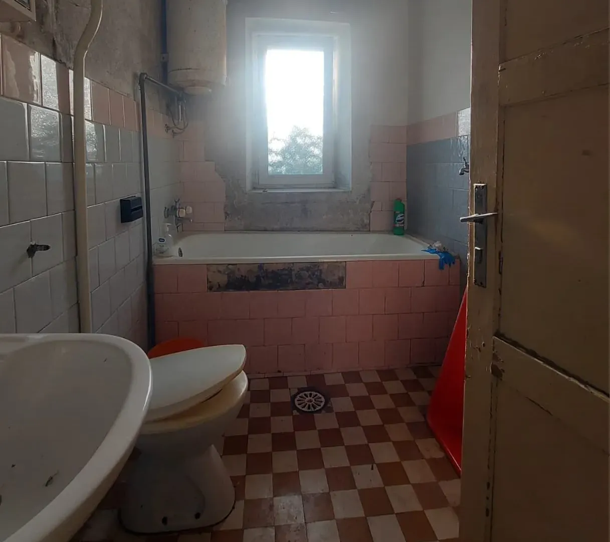 Prodaja, kuća, 98m², Centar, Nikšić