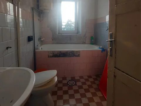Prodaja, kuća, 98m², Centar, Nikšić - image 18