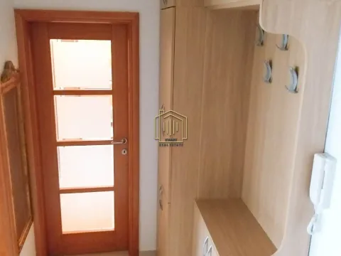 Rent, one bedroom apartment, 52m², Dalmatinska ulica, Podgorica - image 9