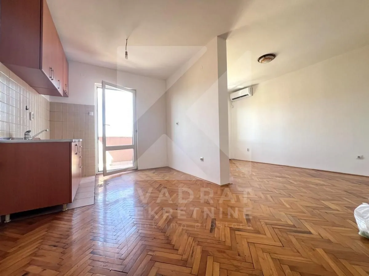 Rent, one bedroom apartment, 58m², Stari Aerodrom, Podgorica