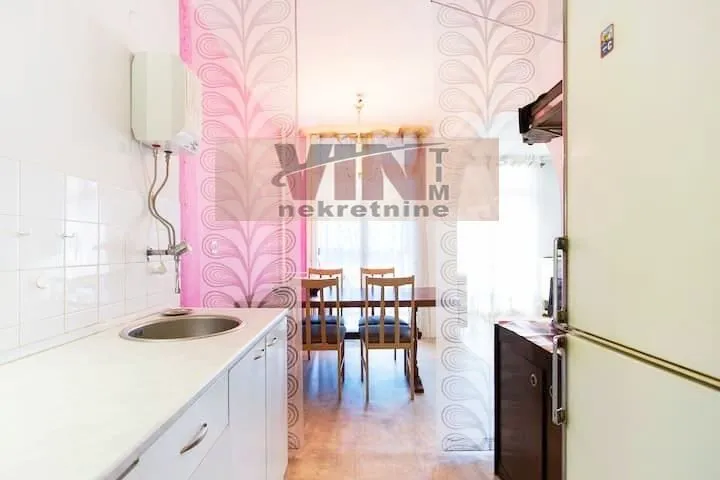 Izdavanje, dvosoban stan, 48m², Altina, Beograd