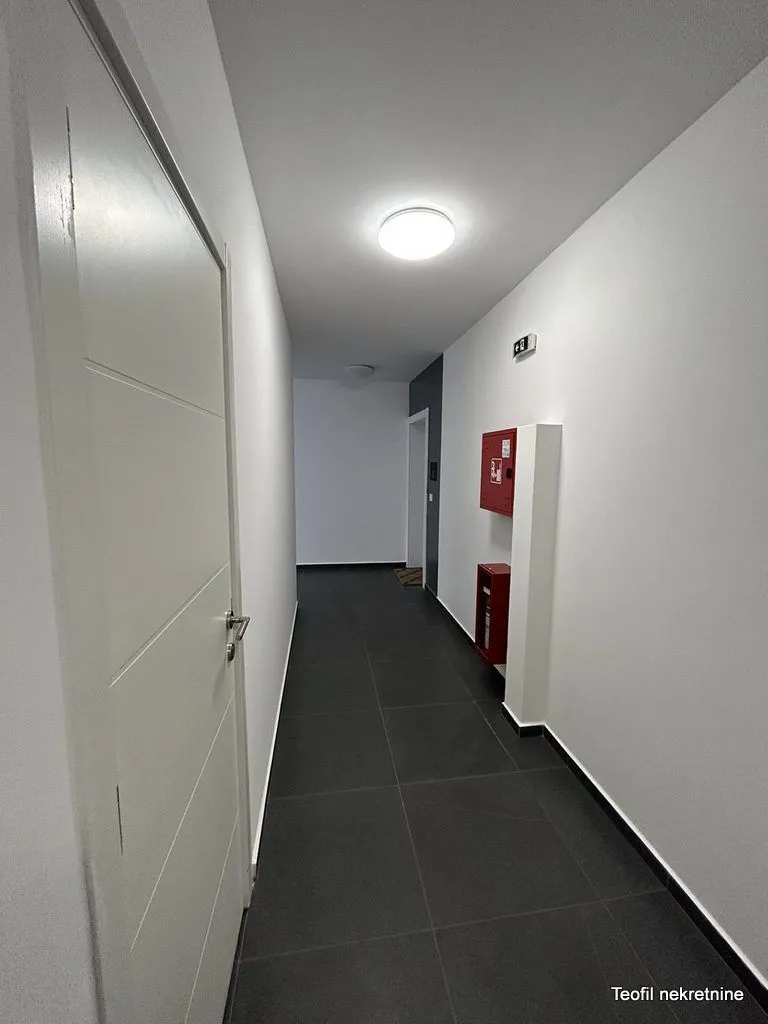 Prodaja, trosoban stan, 67m², Vrnjačka Banja, Srbija