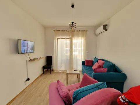 Rent, studio apartment, 30m², Budva, Crna Gora - image 3
