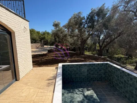 Prodaja, kuća, 225m², Šušanj, Bar - image 5