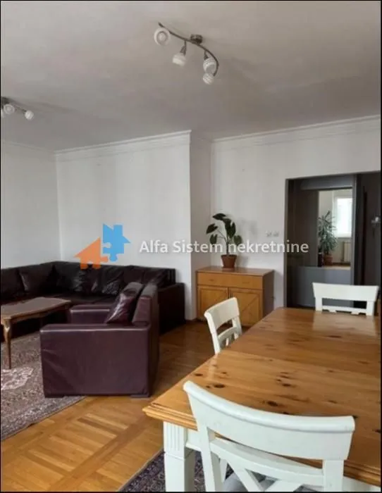 Izdavanje, trosoban stan, 90m², Crveni Krst, Beograd
