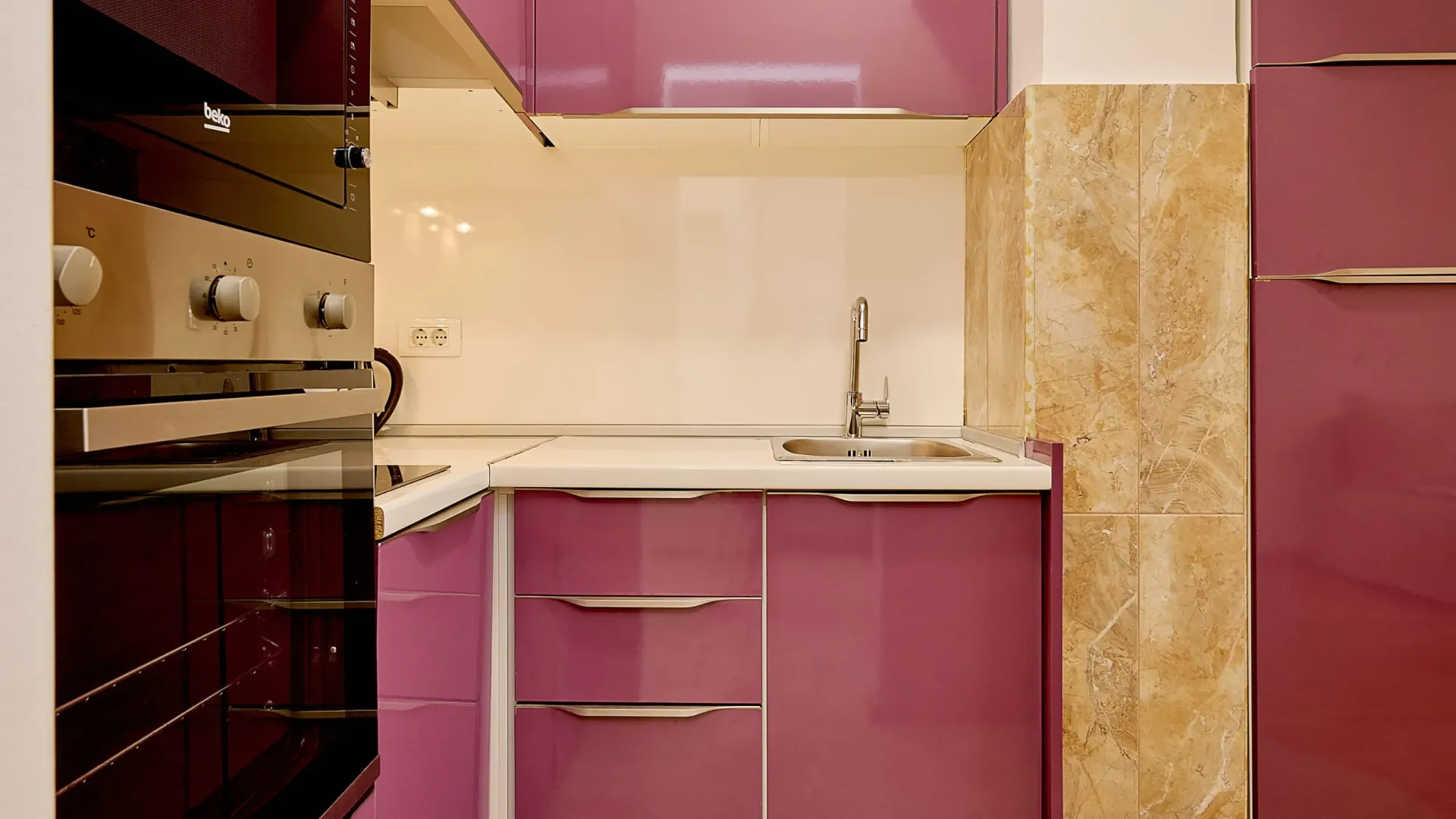 Rent, two bedroom apartment, 50m², Bečići, Budva