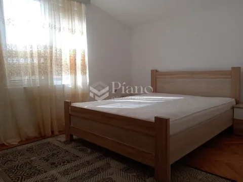 Izdavanje, jednosoban stan, 60m², Stari Aerodrom, Podgorica - image 4