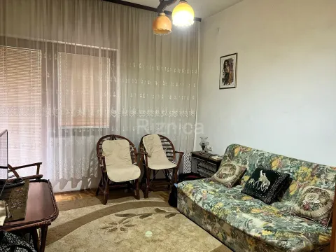 Sale, house, 306m², Niš, Srbija - image 2