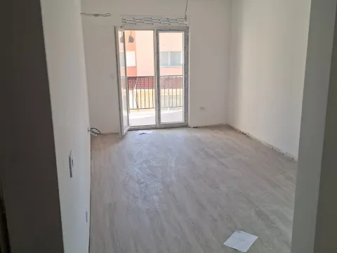 Sale, one bedroom apartment, 56m², Lazi, Budva - image 6