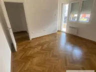 Prodaja, trosoban stan, 78m², Južni Bulevar, Vračar Sve Podlokacije - image 9