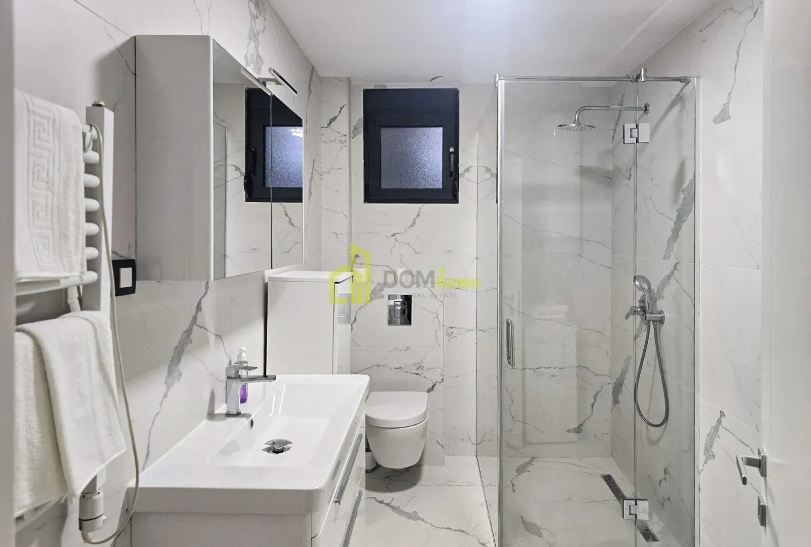 Izdavanje, trosoban stan, 130m², Dalmatinska ulica, Podgorica
