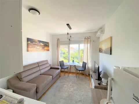 Rent, studio apartment, 25m², Kalimanj, Tivat - image 11