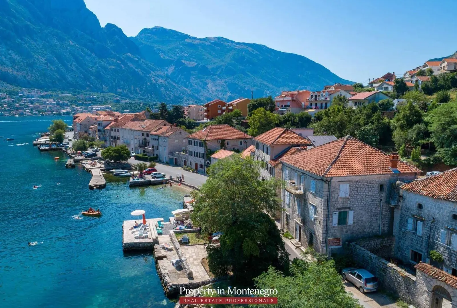 Prodaja, kuća, 321m², Prčanj, Kotor