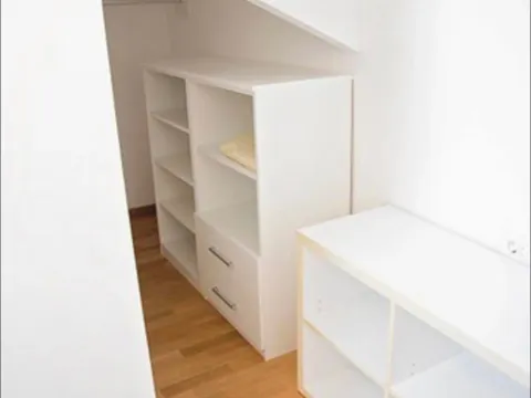 Izdavanje, dvosoban stan, 70m², Pobrežje, Podgorica - image 7