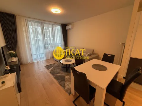Rent, two bedroom apartment, 56m², Savski Venac, Beograd - image 3