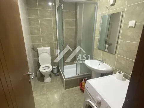 Izdavanje, jednosoban stan, 30m², Bulevar Evrope, Novi Sad Sve Podlokacije - image 4