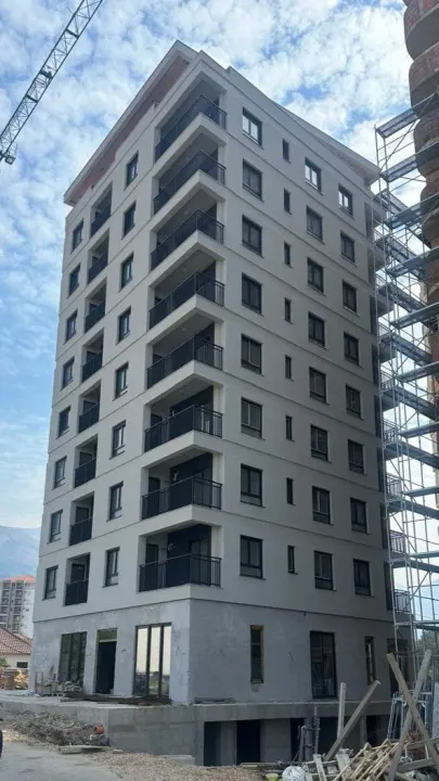 Sale, two bedroom apartment, 74m², Centar, Bar
