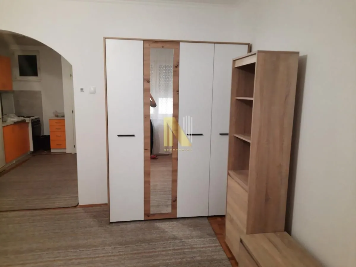 Izdavanje, garsonjera, 30m², Bulevar Oslobodjenja, Novi Sad Sve Podlokacije