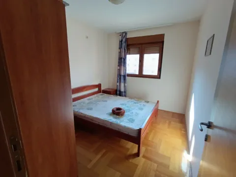 Rent, one bedroom apartment, 44m², Stari Aerodrom, Podgorica - image 13