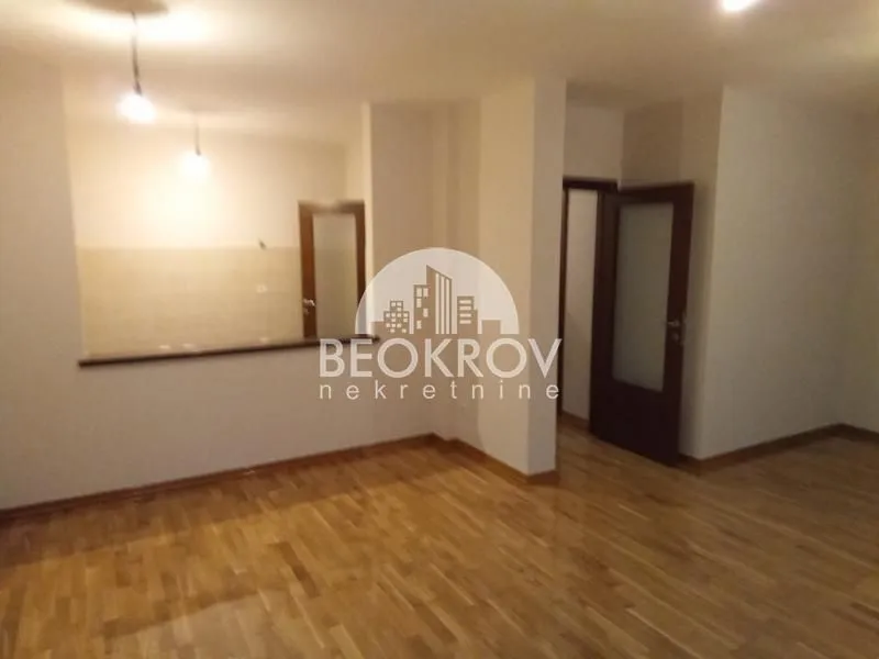 Sale, three bedroom apartment, 74m², Vračar Hram, Vračar Sve Podlokacije