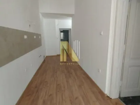 Rent, three bedroom apartment, 200m², Centar, Novi Sad - image 14