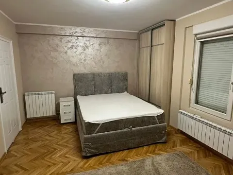 Izdavanje, dvosoban stan, 63m², Stari Grad, Beograd - image 4
