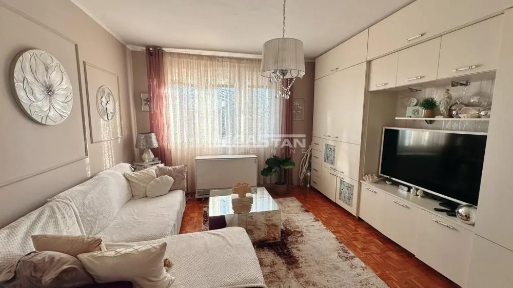 Prodaja, dvosoban stan, 52m², Karaburma, Palilula Sve Podlokacije