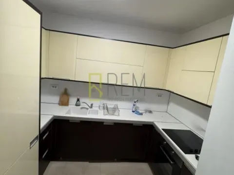 Prodaja, jednosoban stan, 49m², Tološka šuma, Podgorica - image 8