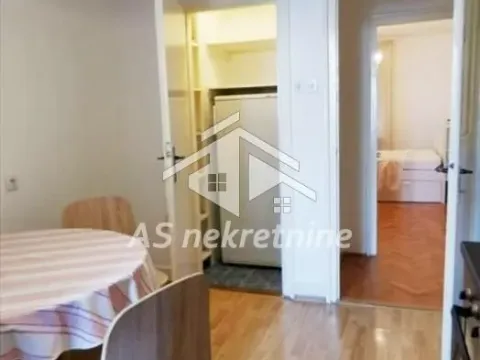 Izdavanje, dvosoban stan, 55m², Stari Grad, Beograd - image 7