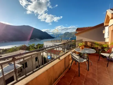Prodaja, dvosoban stan, 62m², Dobrota, Kotor - image 18