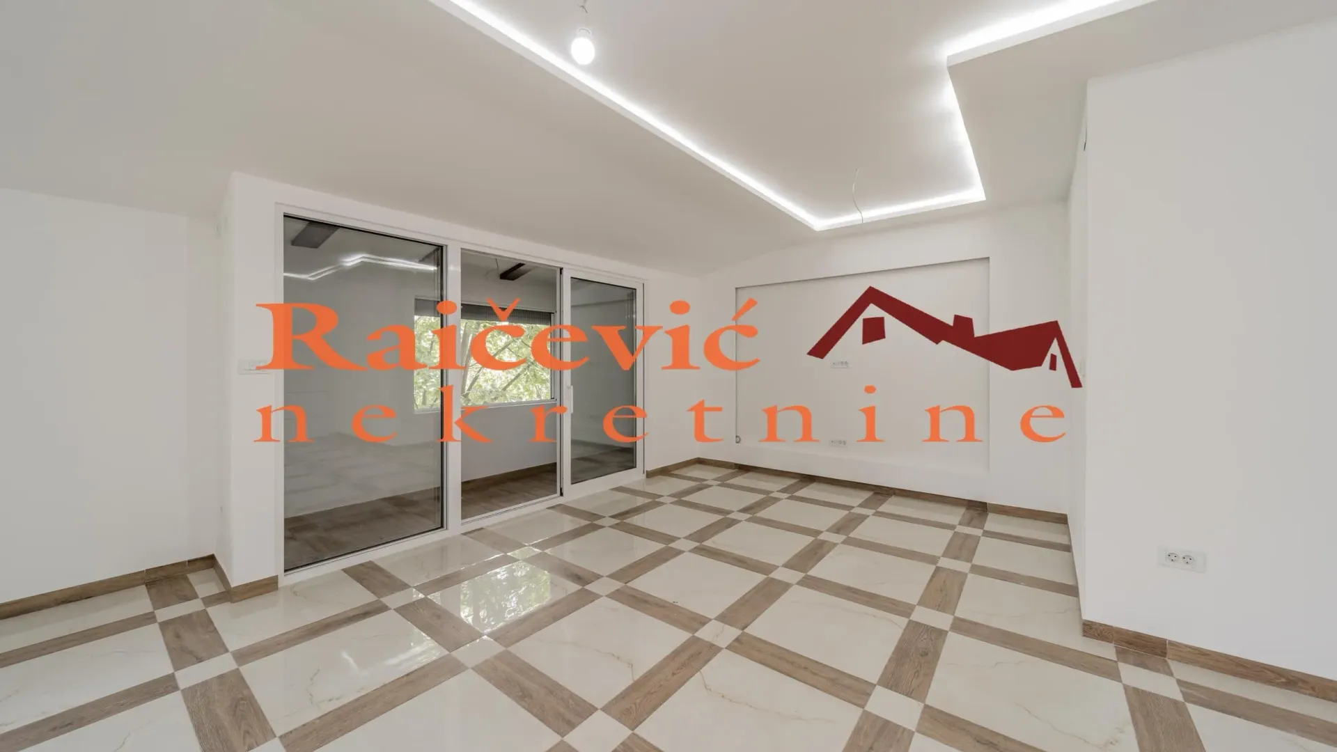 Prodaja, trosoban stan, 83m², Profesorska Kolonija, Palilula Sve Podlokacije