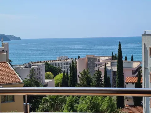 Sale, one bedroom apartment, 35m², Bečići, Budva - image 4