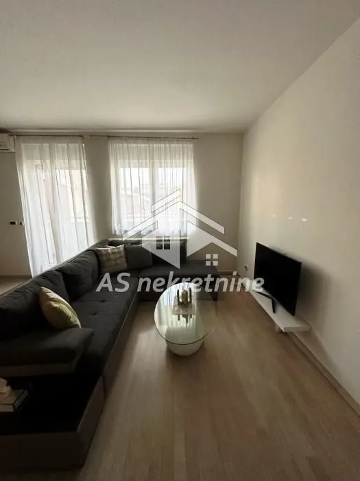 Rent, three bedroom apartment, 81m², Lekino Brdo, Voždovac Sve Podlokacije