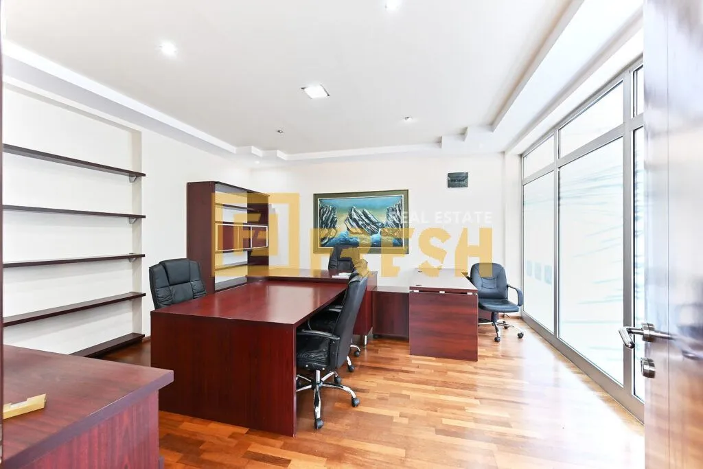 Rent, office space, 65m², Pobrežje, Podgorica