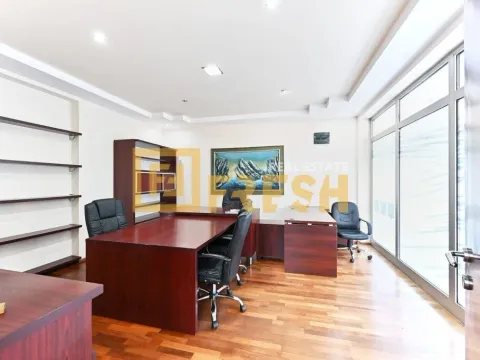 Rent, office space, 65m², Pobrežje, Podgorica - image 3