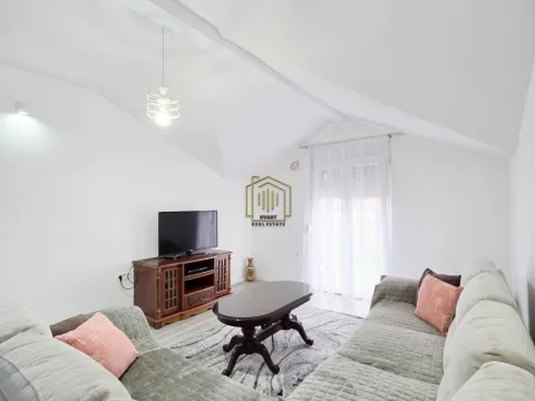 Izdavanje, dvosoban stan, 85m², Donja Gorica, Podgorica - image 12