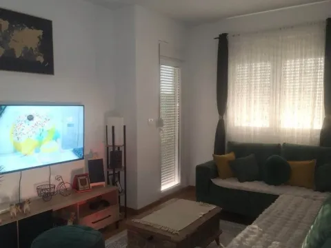 Sale, one bedroom apartment, 46m², Stari Aerodrom, Podgorica - image 3