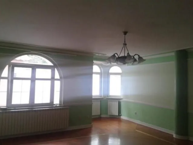 Izdavanje, kuća, 480m², Stari Grad, Beograd