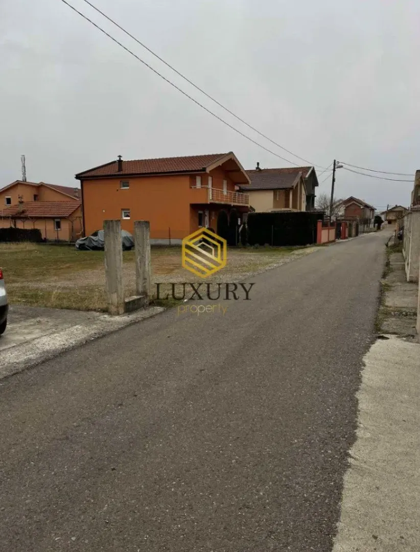 Prodaja, plac, 1000m², Tuzi, Podgorica